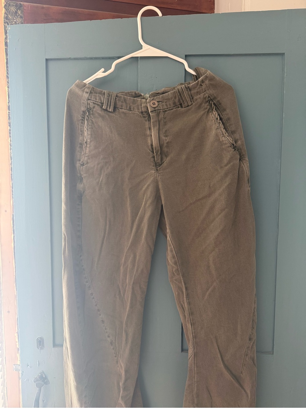 Free People Spotlight Washed Barrel Chino Pant Size 2 Regular - Picture 3 of 5